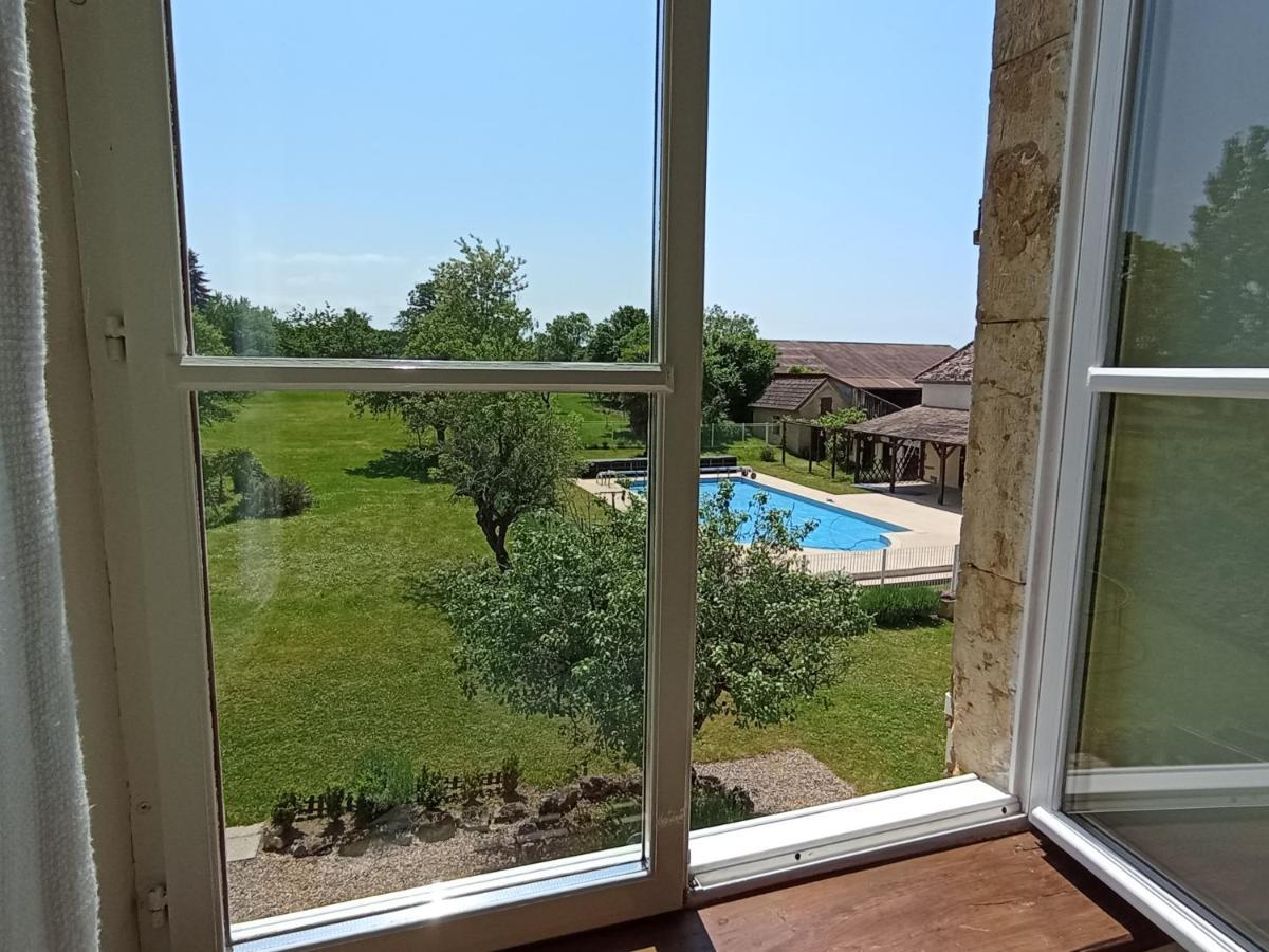 Chateau Latour Fours  Zewnętrze zdjęcie